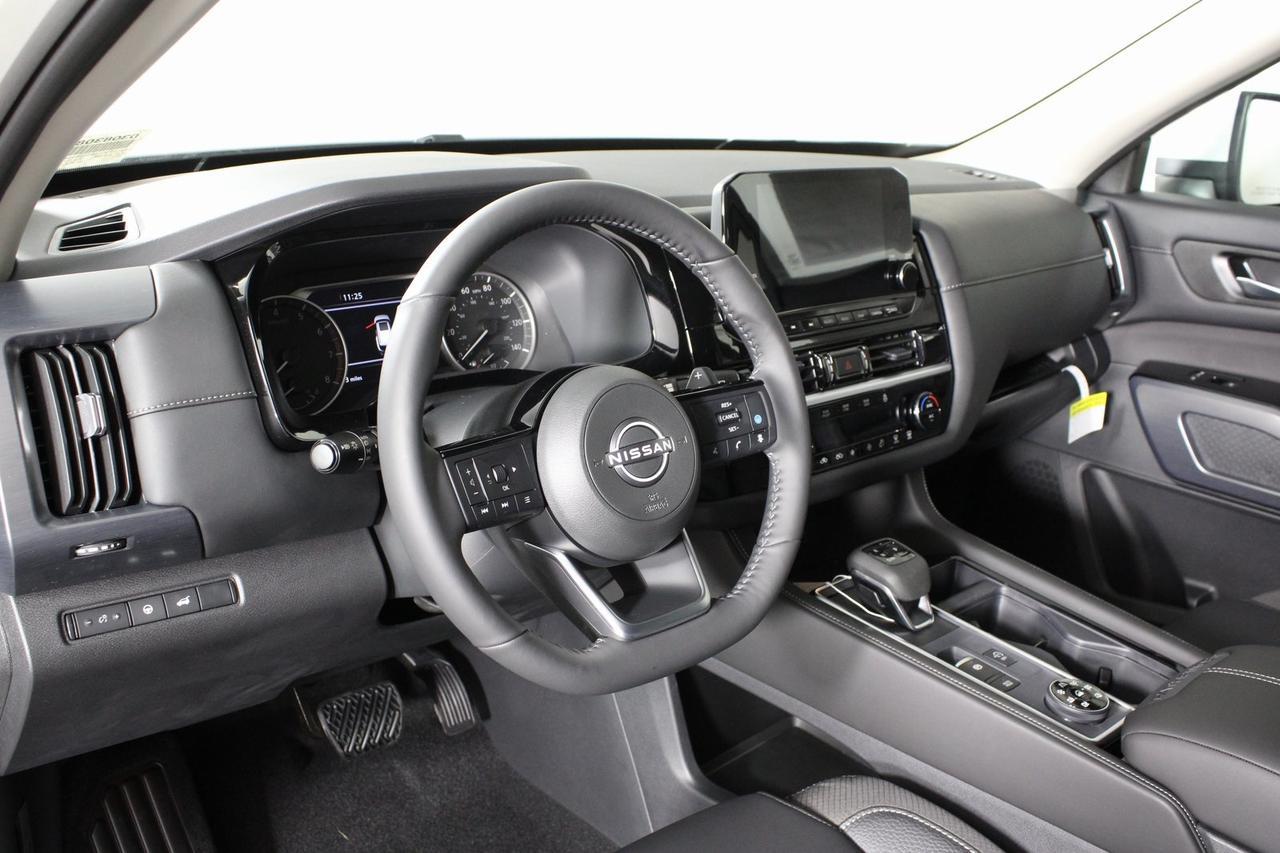 2025 Nissan Pathfinder SL Manassas VA