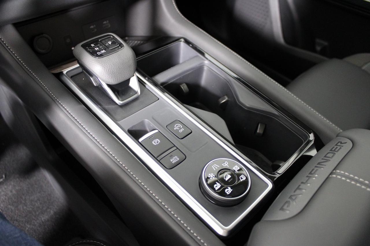 2025 Nissan Pathfinder SL Manassas VA