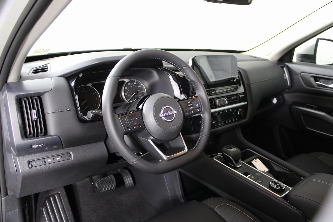 2025 Nissan Pathfinder SL Manassas VA