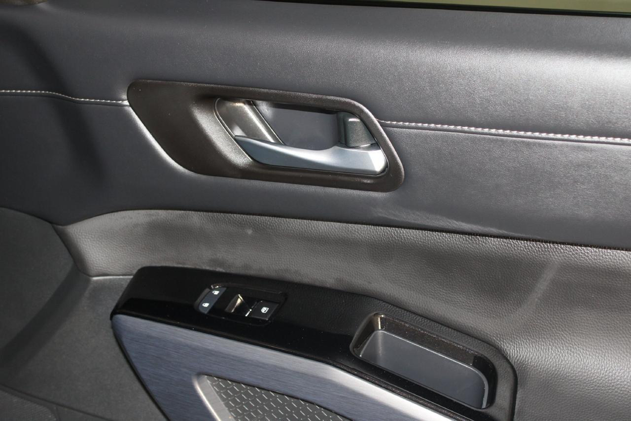 2025 Nissan Pathfinder SL Manassas VA