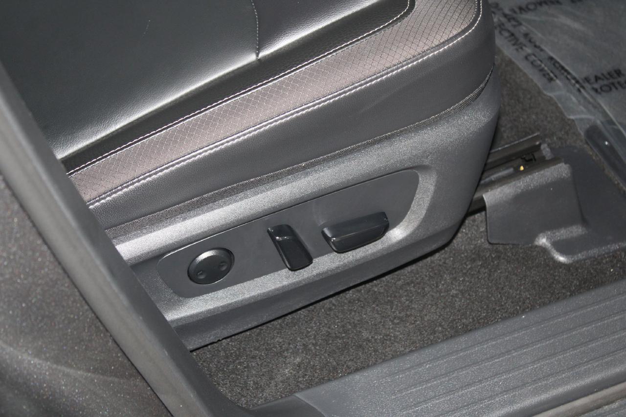 2025 Nissan Pathfinder SL Manassas VA