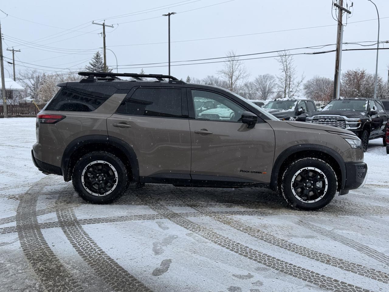 2025 Nissan Pathfinder SV | Rock Creek Edition | 360 Camera | Off-Road Mode | 8 Seater | Heated Seats | Leather Redwater AB