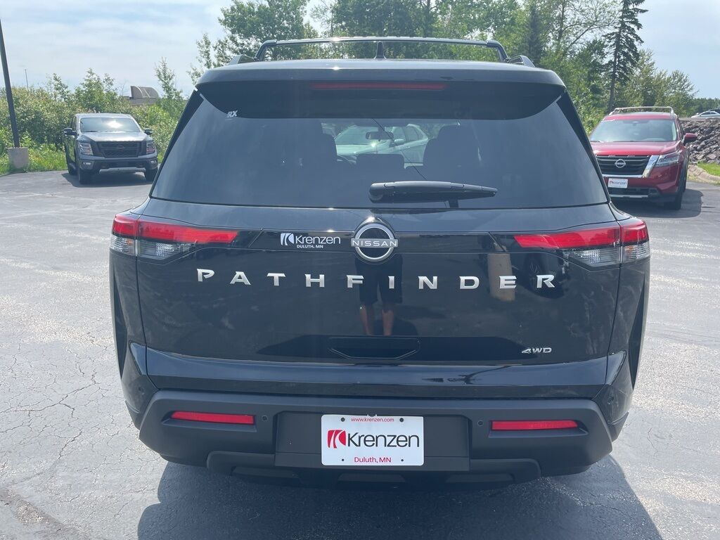2025 Nissan Pathfinder SV 4WD Duluth MN