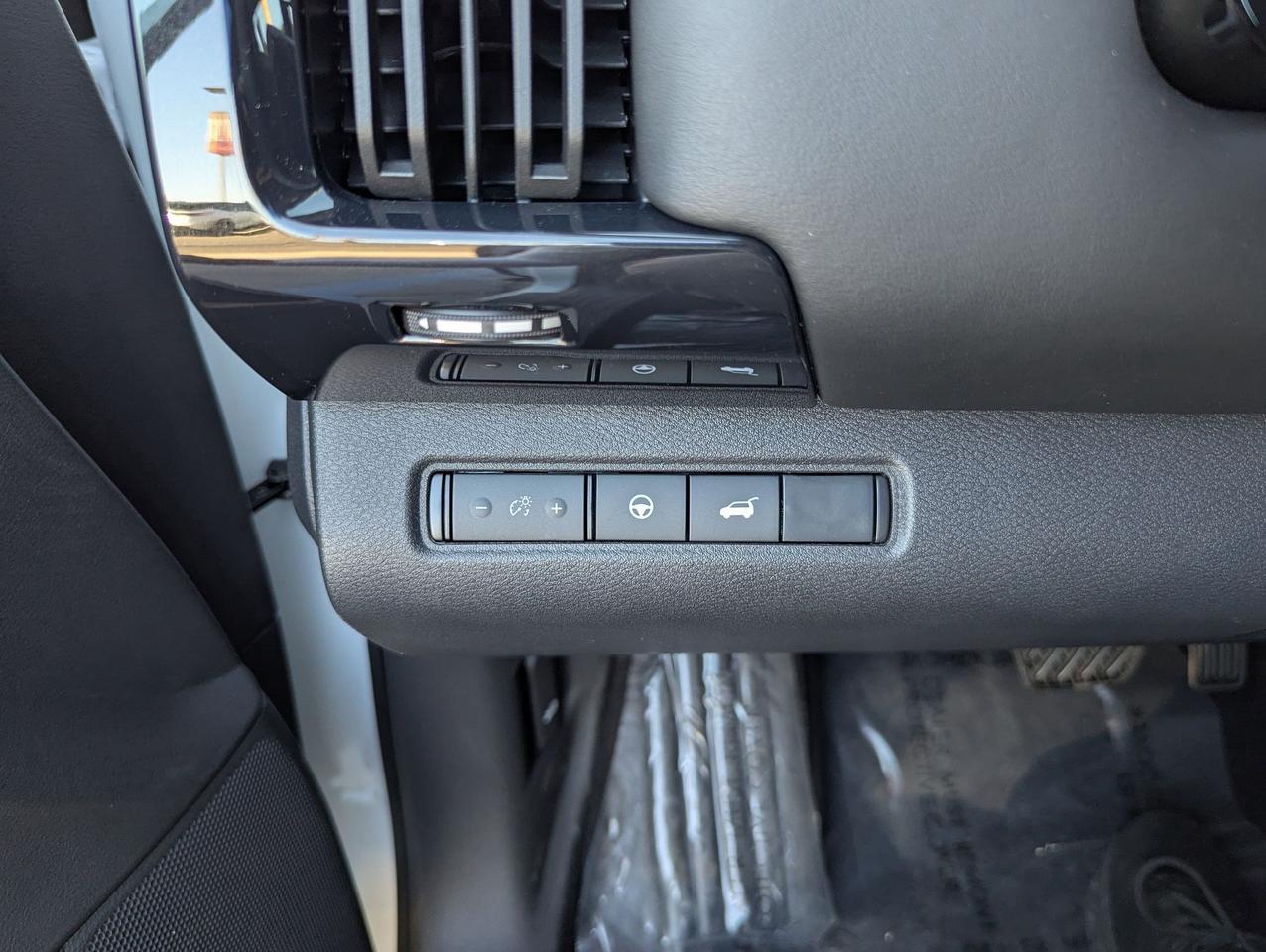 2025 Nissan Pathfinder SV Cathedral City CA
