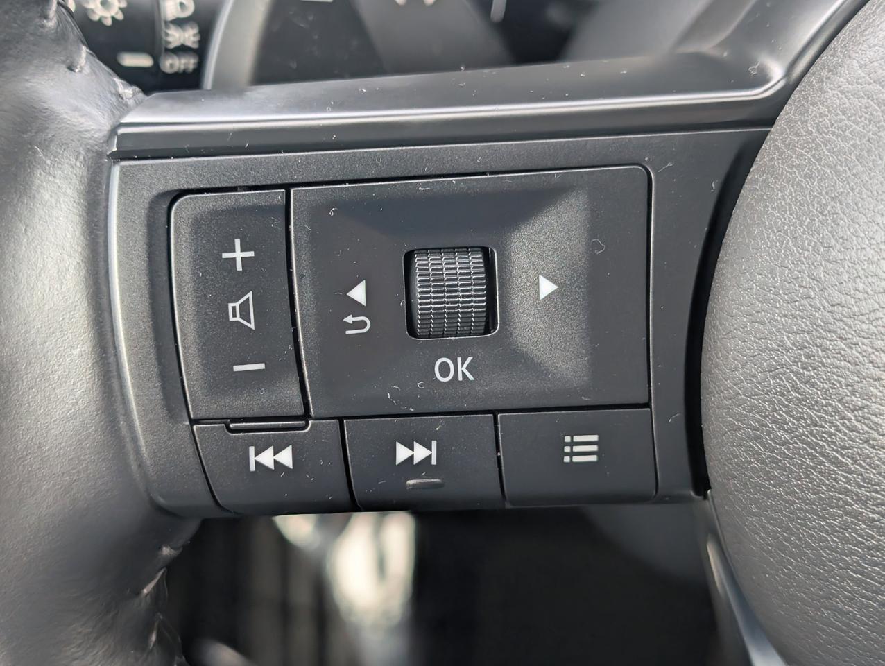 2025 Nissan Pathfinder SV Dalton GA