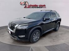 2025_Nissan_Pathfinder_SV_ El Paso TX