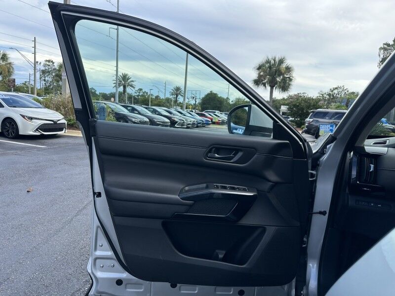 2025 Nissan Pathfinder SV Jacksonville FL