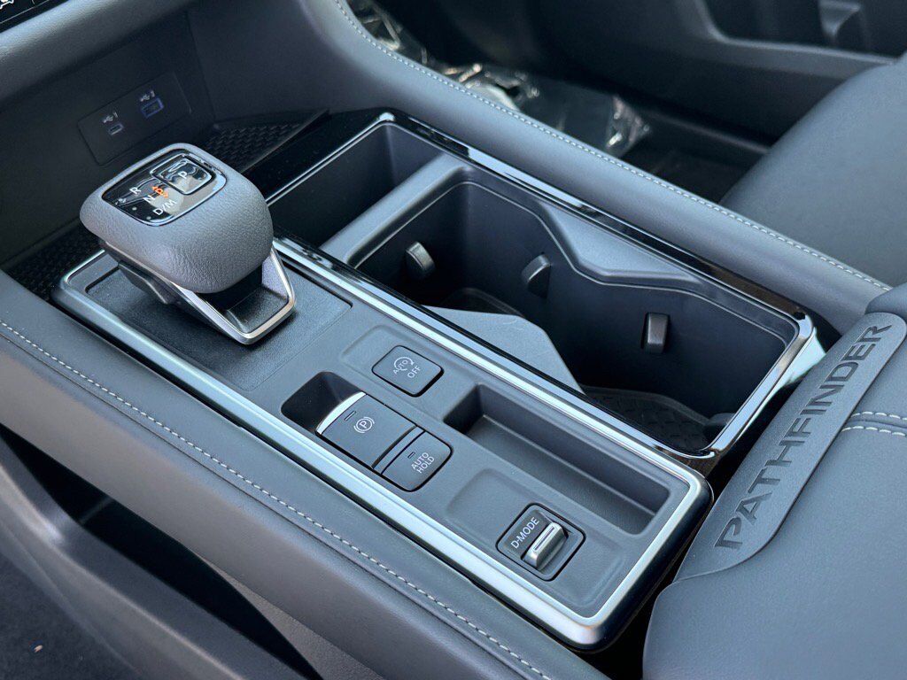 2025 Nissan Pathfinder SV Johnson City TN