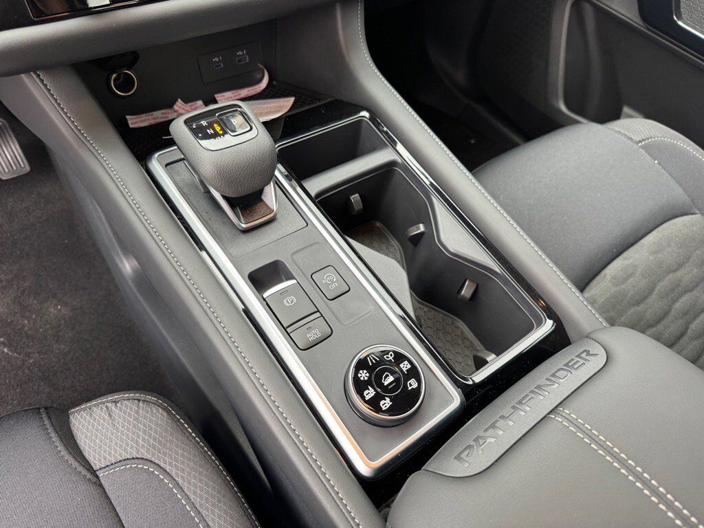 2025 Nissan Pathfinder SV Johnson City TN