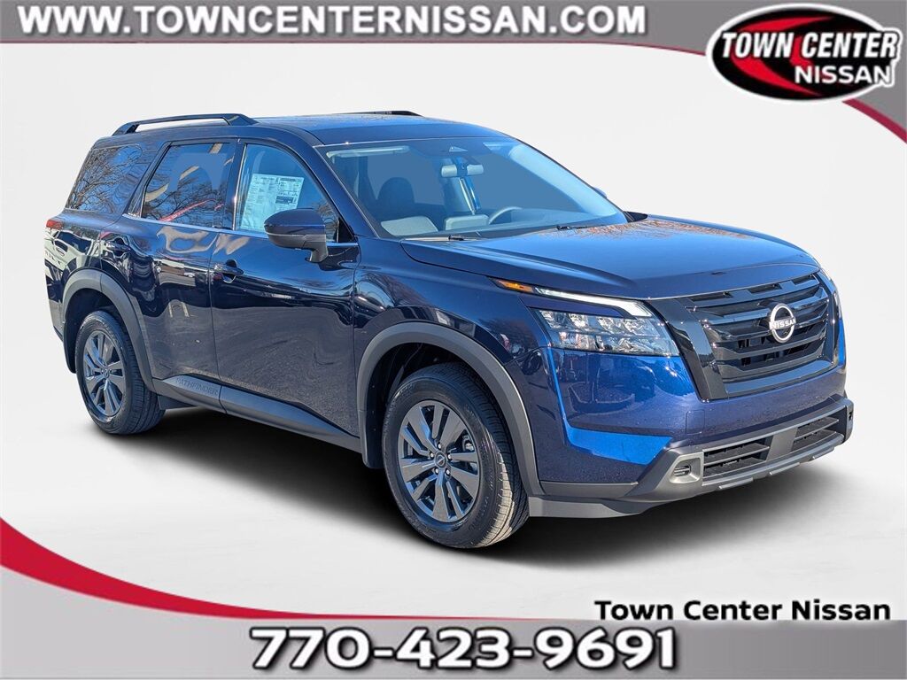 2025 Nissan Pathfinder SV