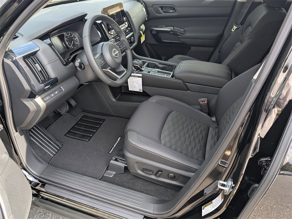 2025 Nissan Pathfinder SV Kennesaw GA