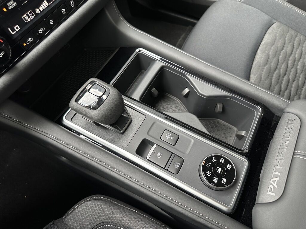 2025 Nissan Pathfinder SV San Clemente CA