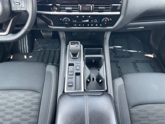2025 Nissan Pathfinder SV Oak Ridge TN