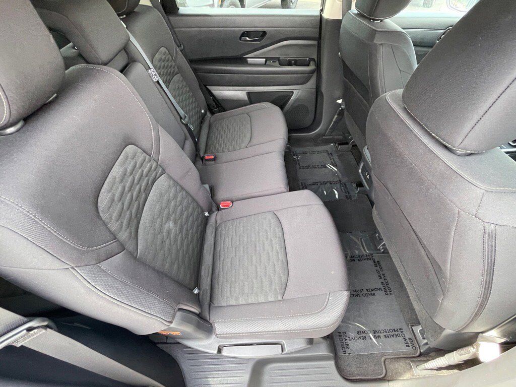 2025 Nissan Pathfinder SV Oak Ridge TN