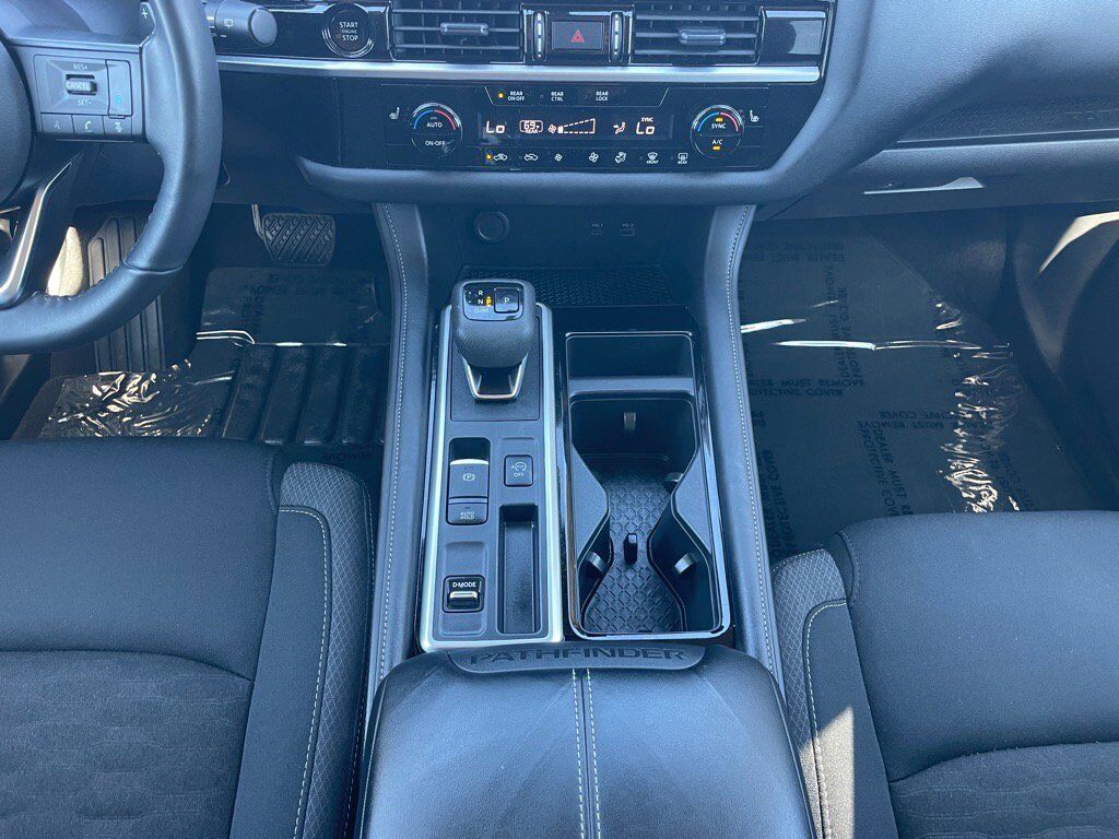 2025 Nissan Pathfinder SV Oak Ridge TN