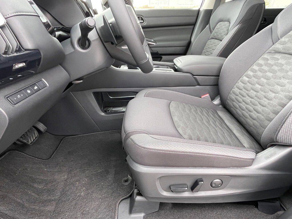 2025 Nissan Pathfinder SV Oak Ridge TN