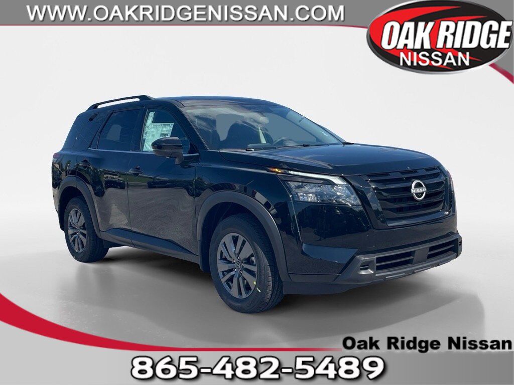 2025 Nissan Pathfinder SV photo 3