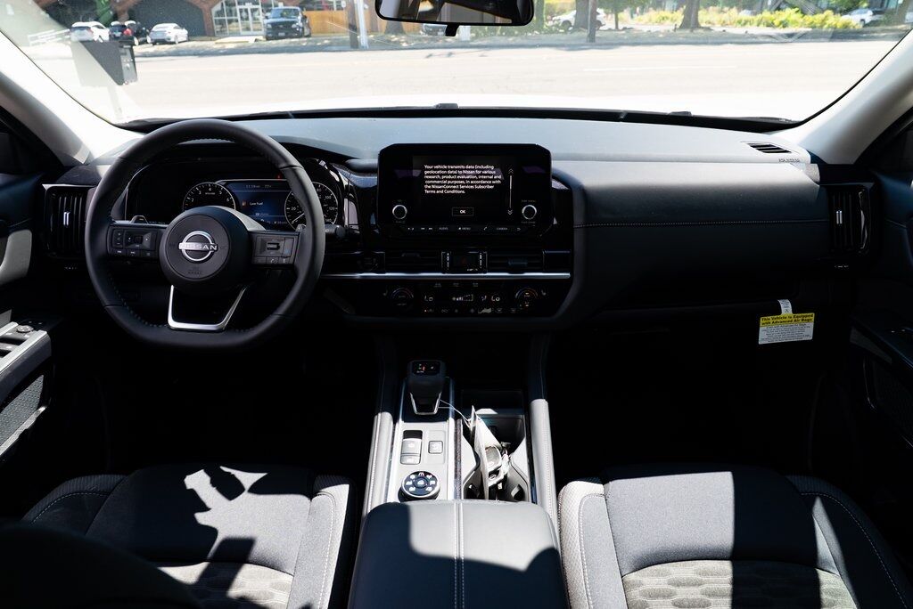2025 Nissan Pathfinder SV Beaverton OR