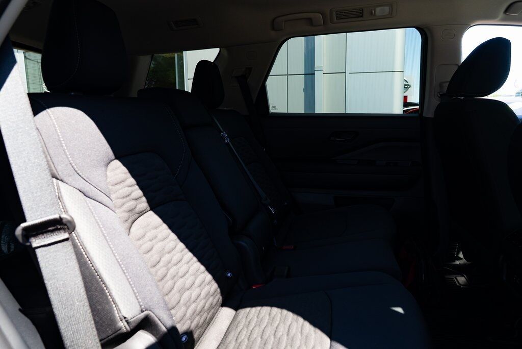 2025 Nissan Pathfinder SV Beaverton OR