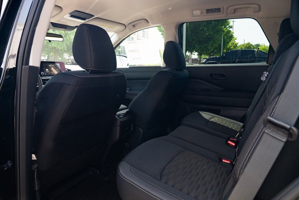 2025 Nissan Pathfinder SV Beaverton OR