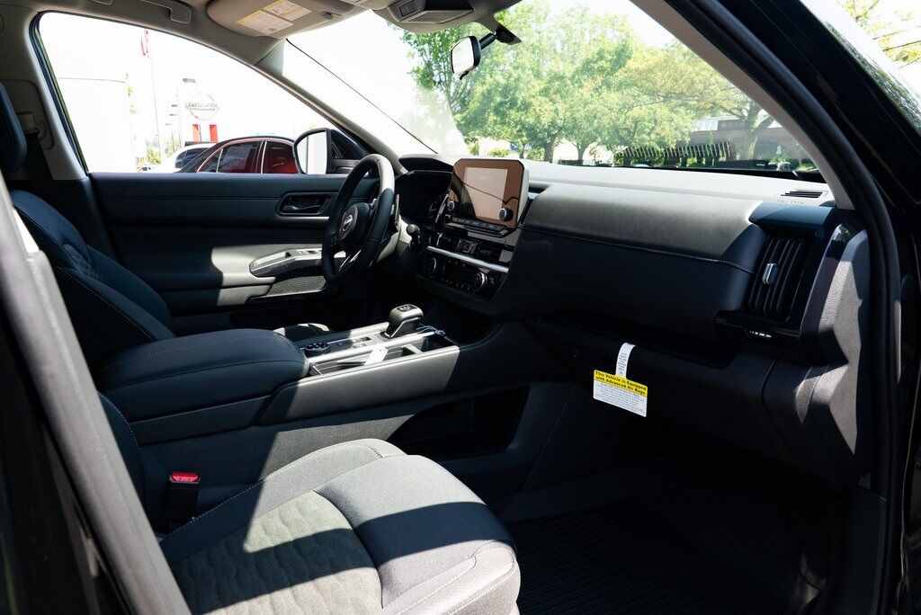 2025 Nissan Pathfinder SV Beaverton OR