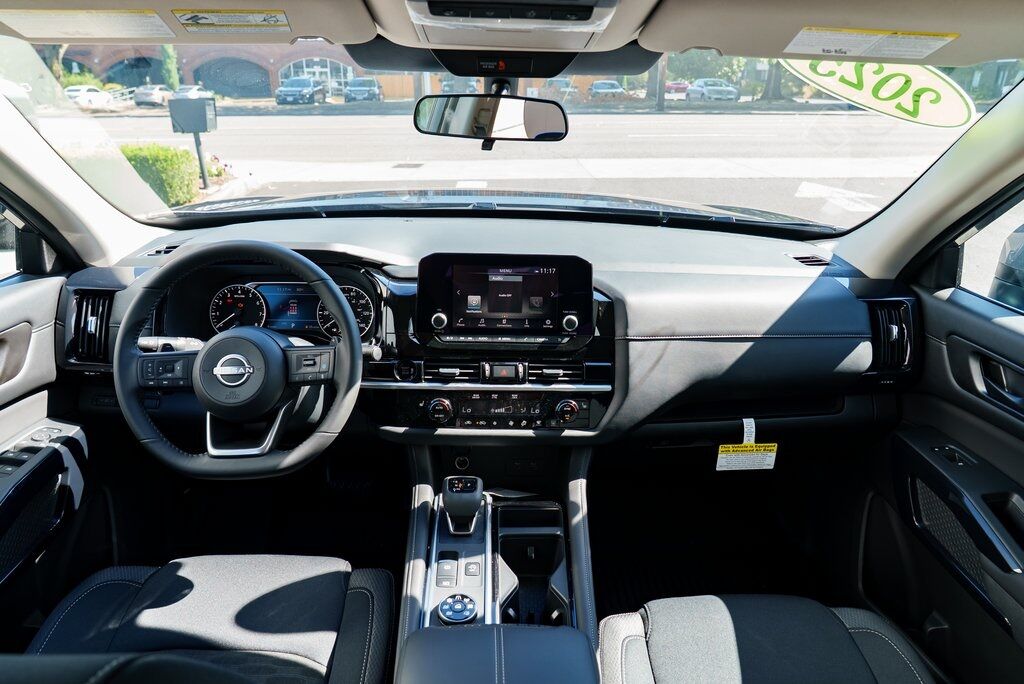 2025 Nissan Pathfinder SV Beaverton OR