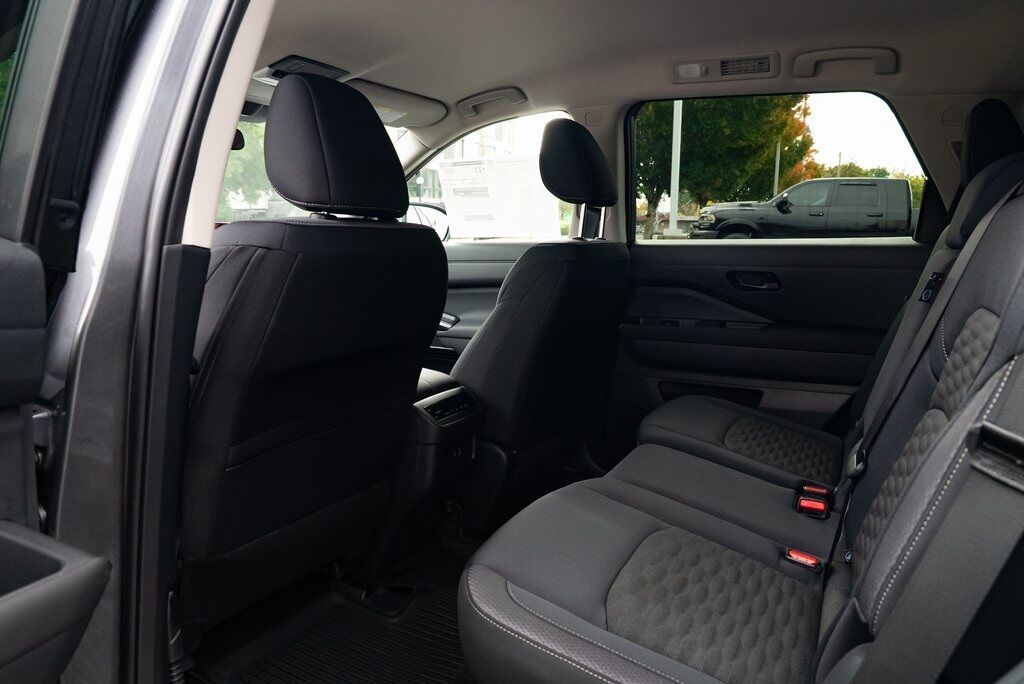 2025 Nissan Pathfinder SV Beaverton OR