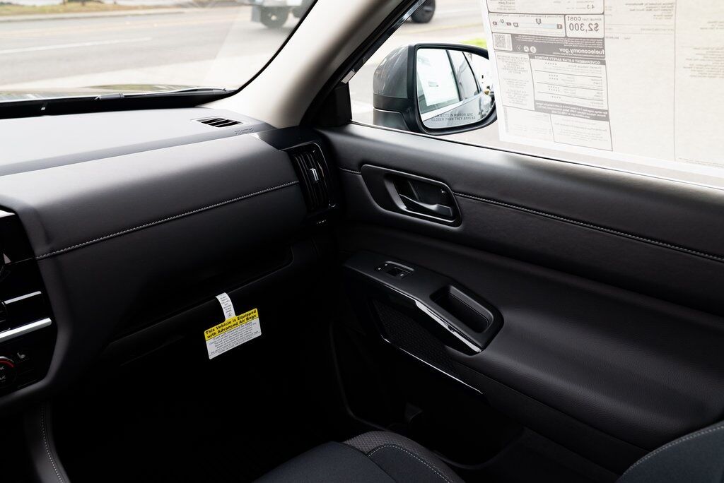 2025 Nissan Pathfinder SV Beaverton OR