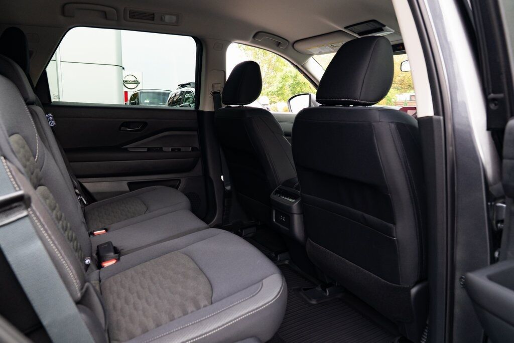 2025 Nissan Pathfinder SV Beaverton OR