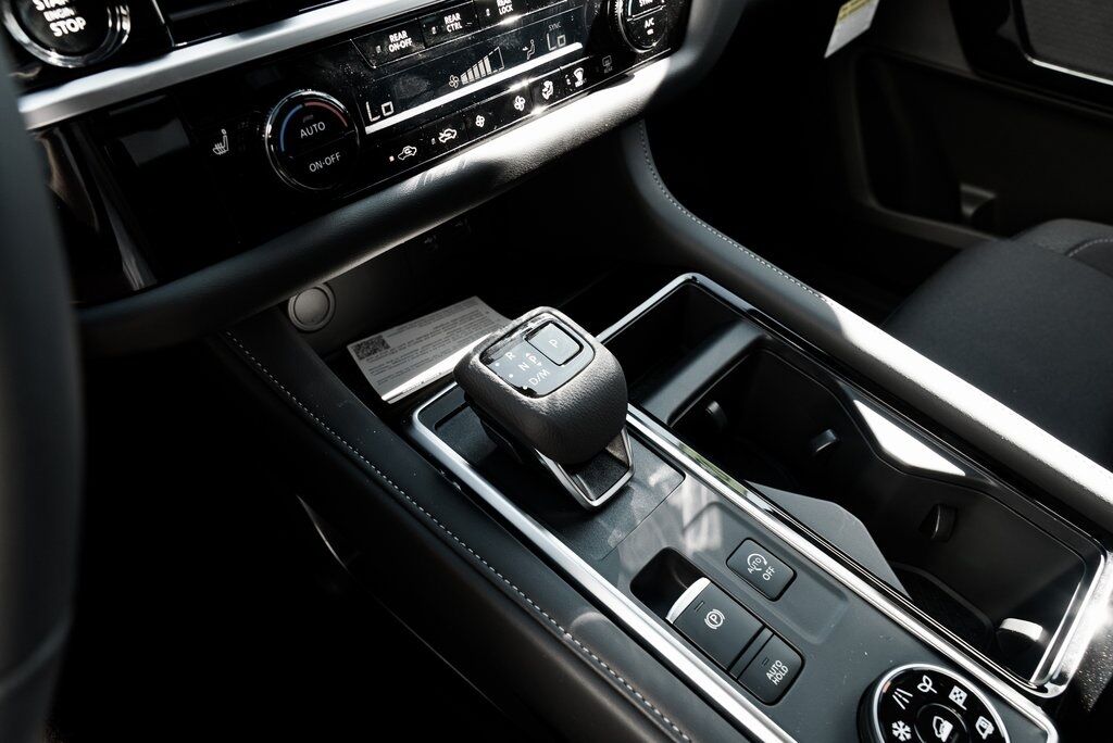 2025 Nissan Pathfinder SV Beaverton OR