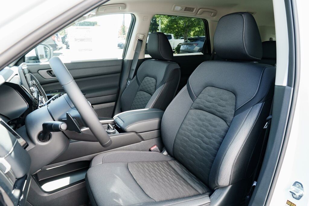 2025 Nissan Pathfinder SV Beaverton OR