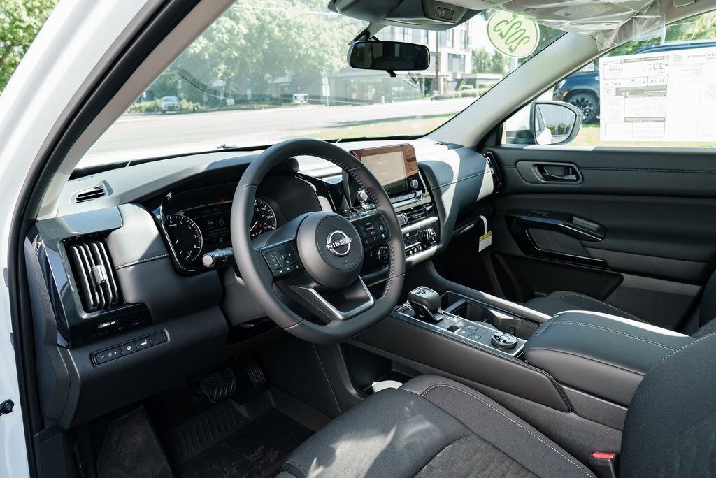 2025 Nissan Pathfinder SV Beaverton OR