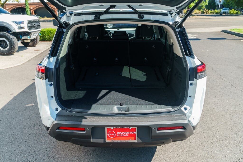 2025 Nissan Pathfinder SV Beaverton OR