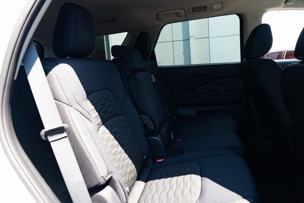 2025 Nissan Pathfinder SV Beaverton OR
