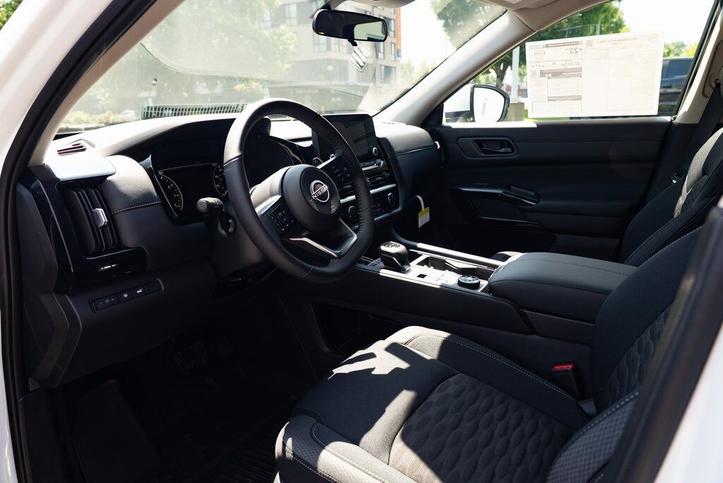 2025 Nissan Pathfinder SV Beaverton OR