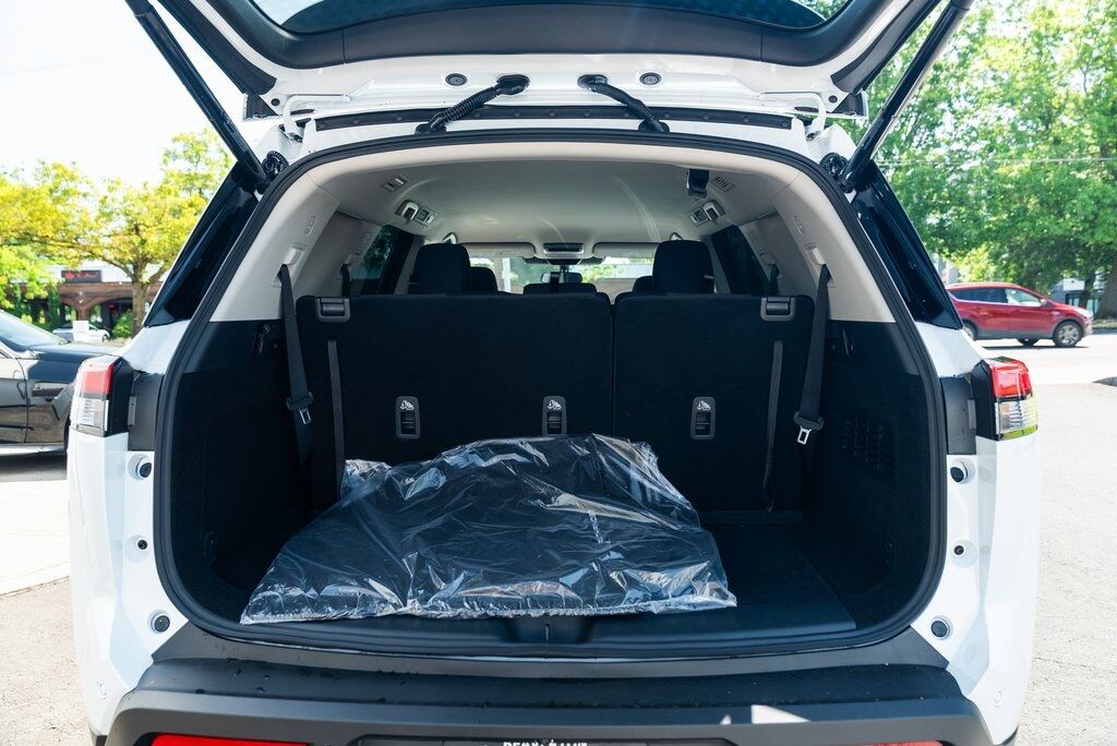 2025 Nissan Pathfinder SV Beaverton OR