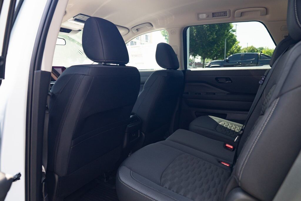2025 Nissan Pathfinder SV Beaverton OR