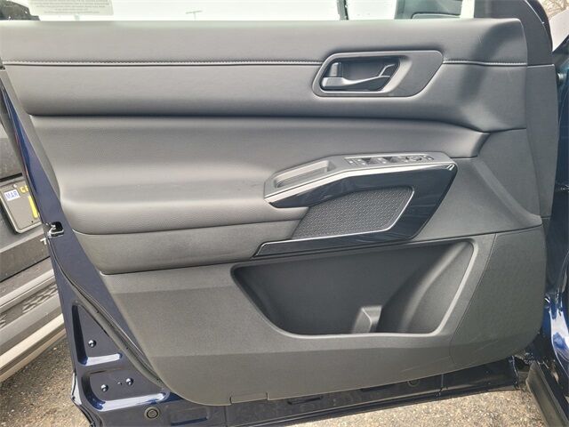 2025 Nissan Pathfinder SV Roseville CA