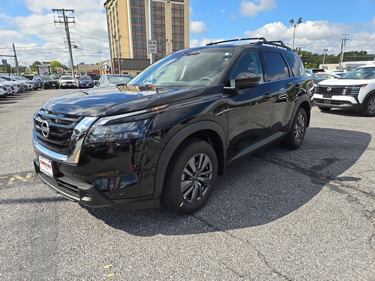 2025 Nissan Pathfinder SV Glen Burnie MD