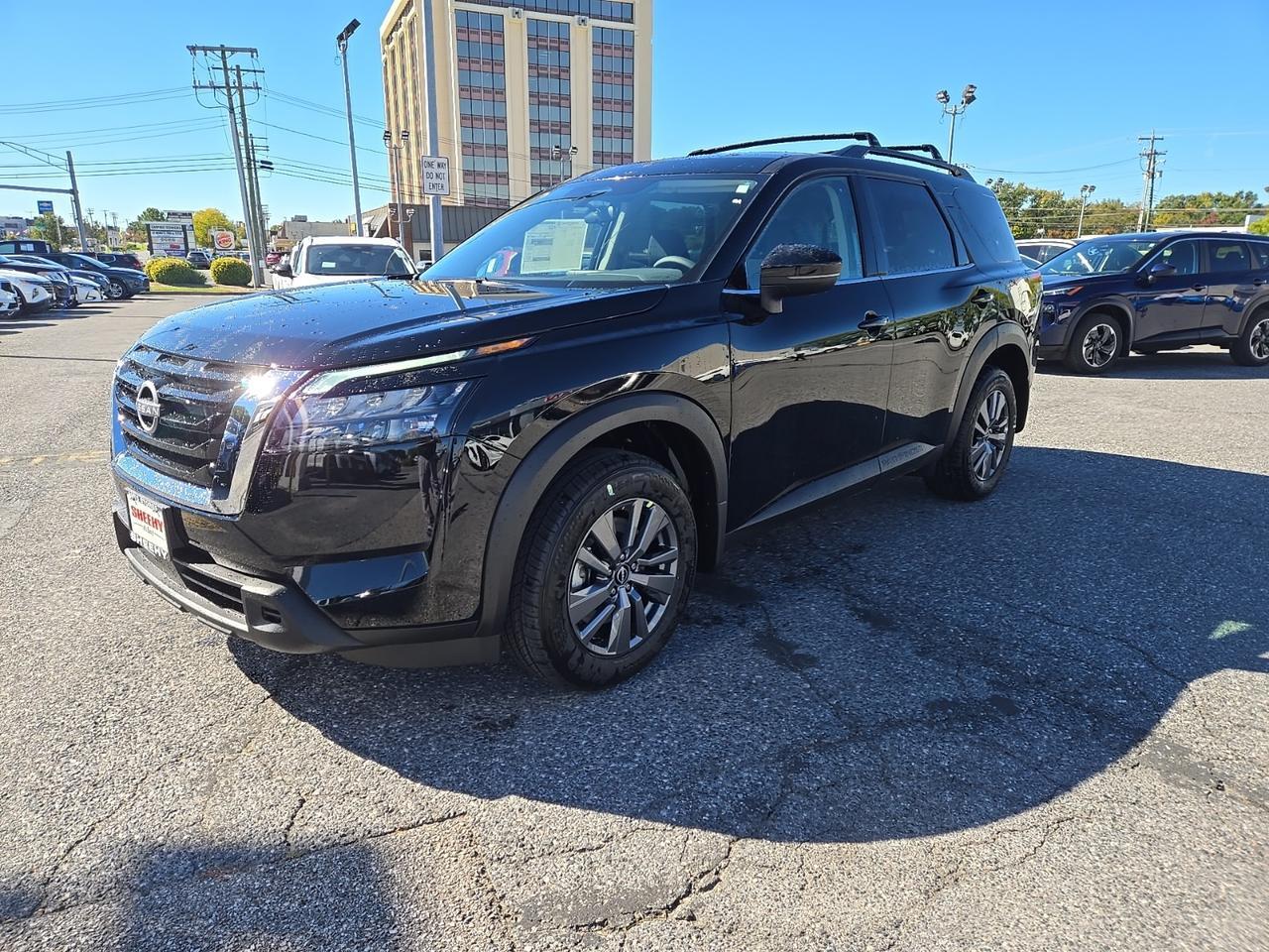 2025 Nissan Pathfinder SV Glen Burnie MD