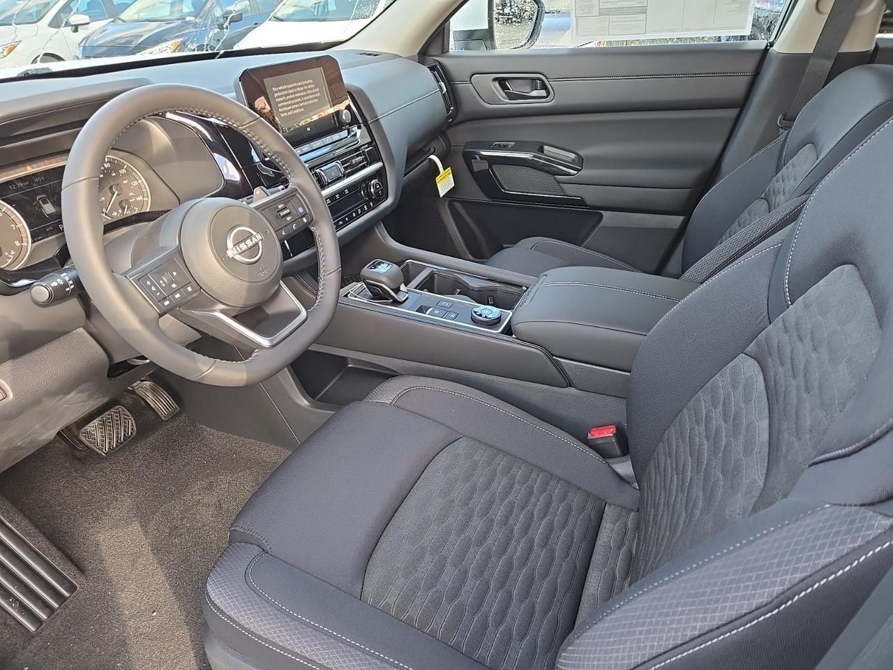 2025 Nissan Pathfinder SV Glen Burnie MD