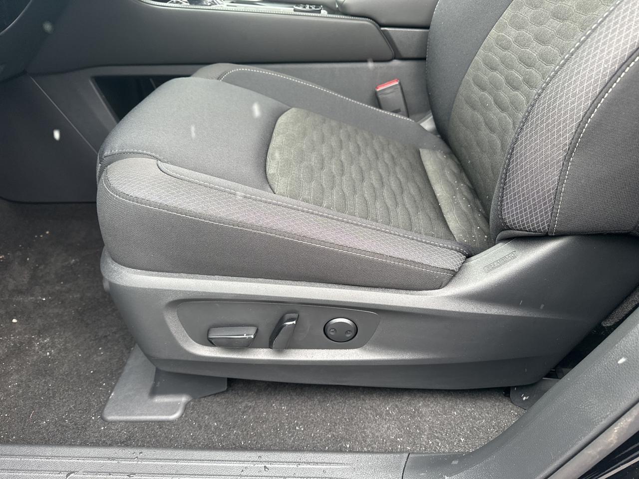 2025 Nissan Pathfinder SV Glen Burnie MD