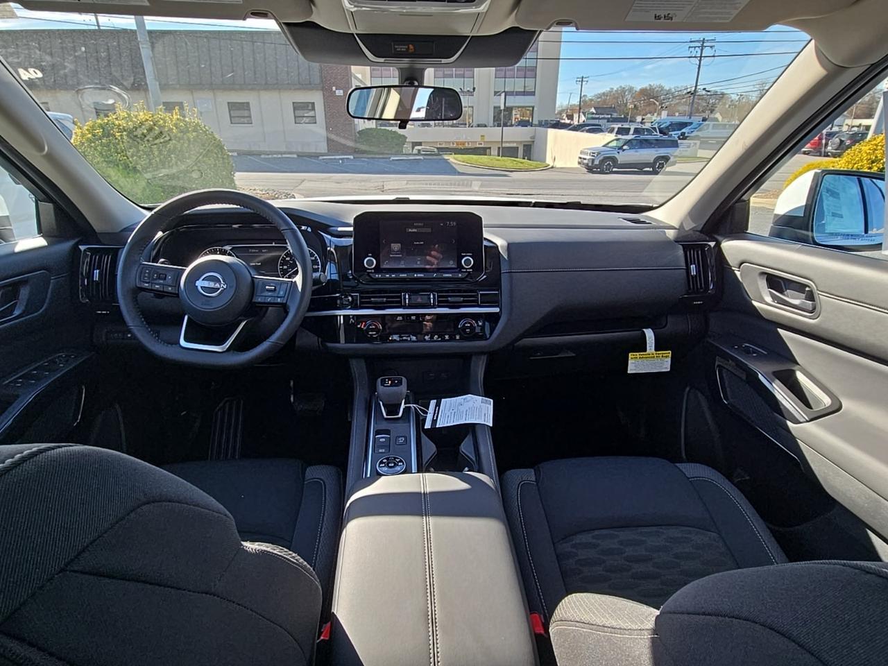 2025 Nissan Pathfinder SV Glen Burnie MD