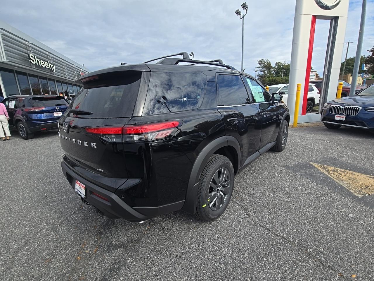 2025 Nissan Pathfinder SV Glen Burnie MD