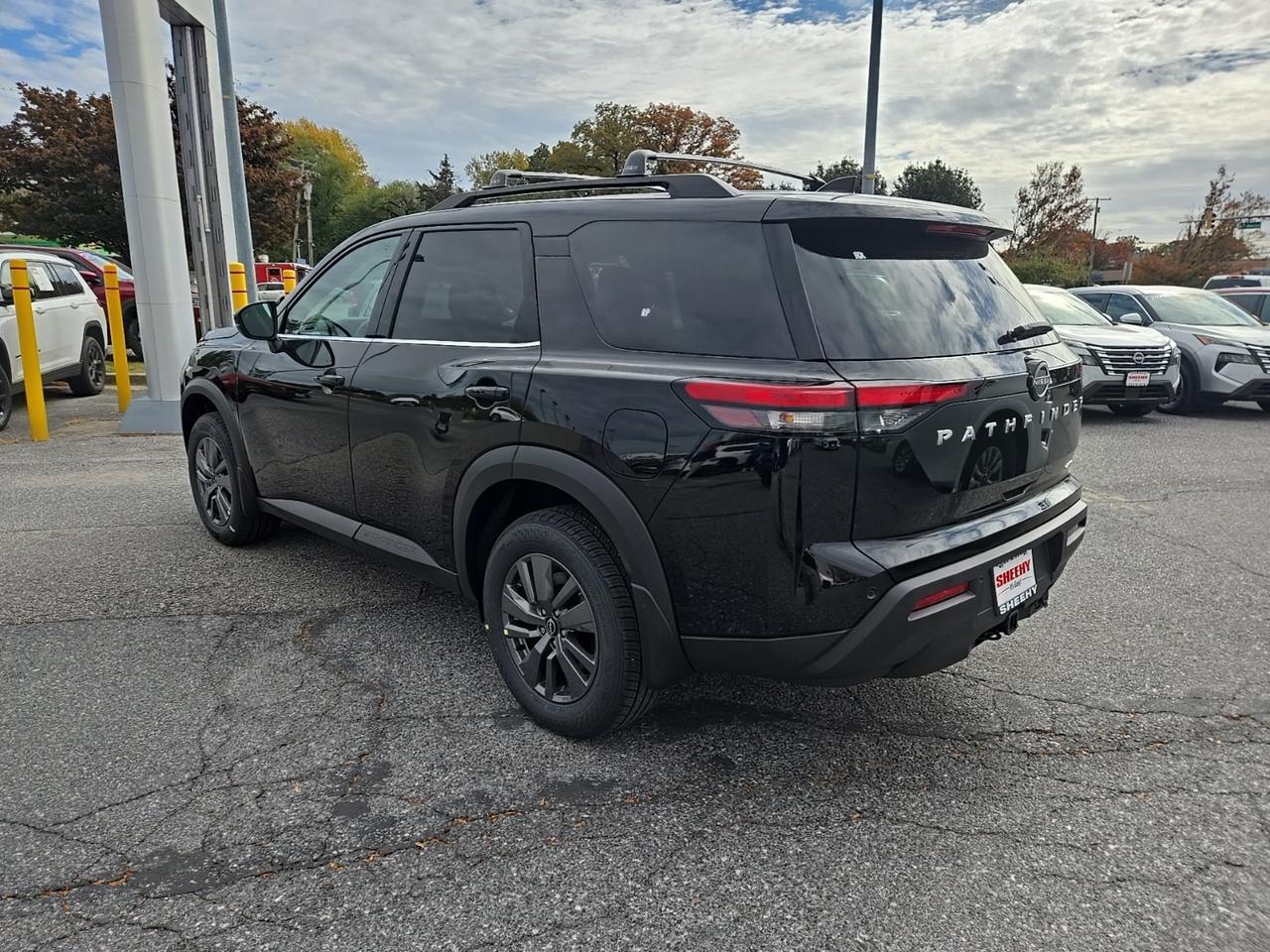 2025 Nissan Pathfinder SV Glen Burnie MD