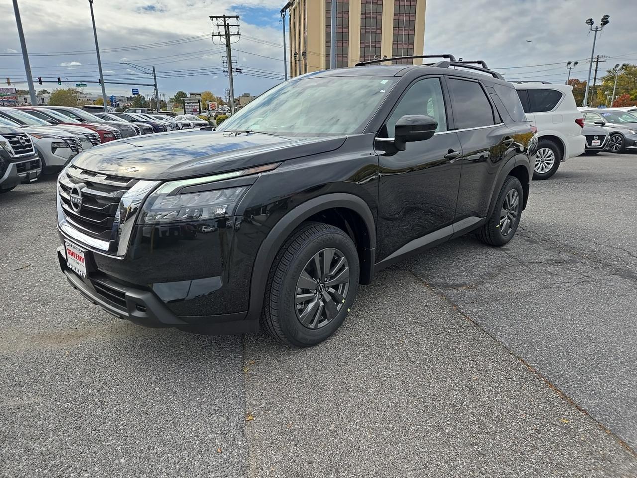 2025 Nissan Pathfinder SV Glen Burnie MD
