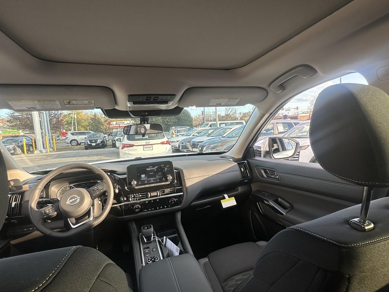 2025 Nissan Pathfinder SV Glen Burnie MD