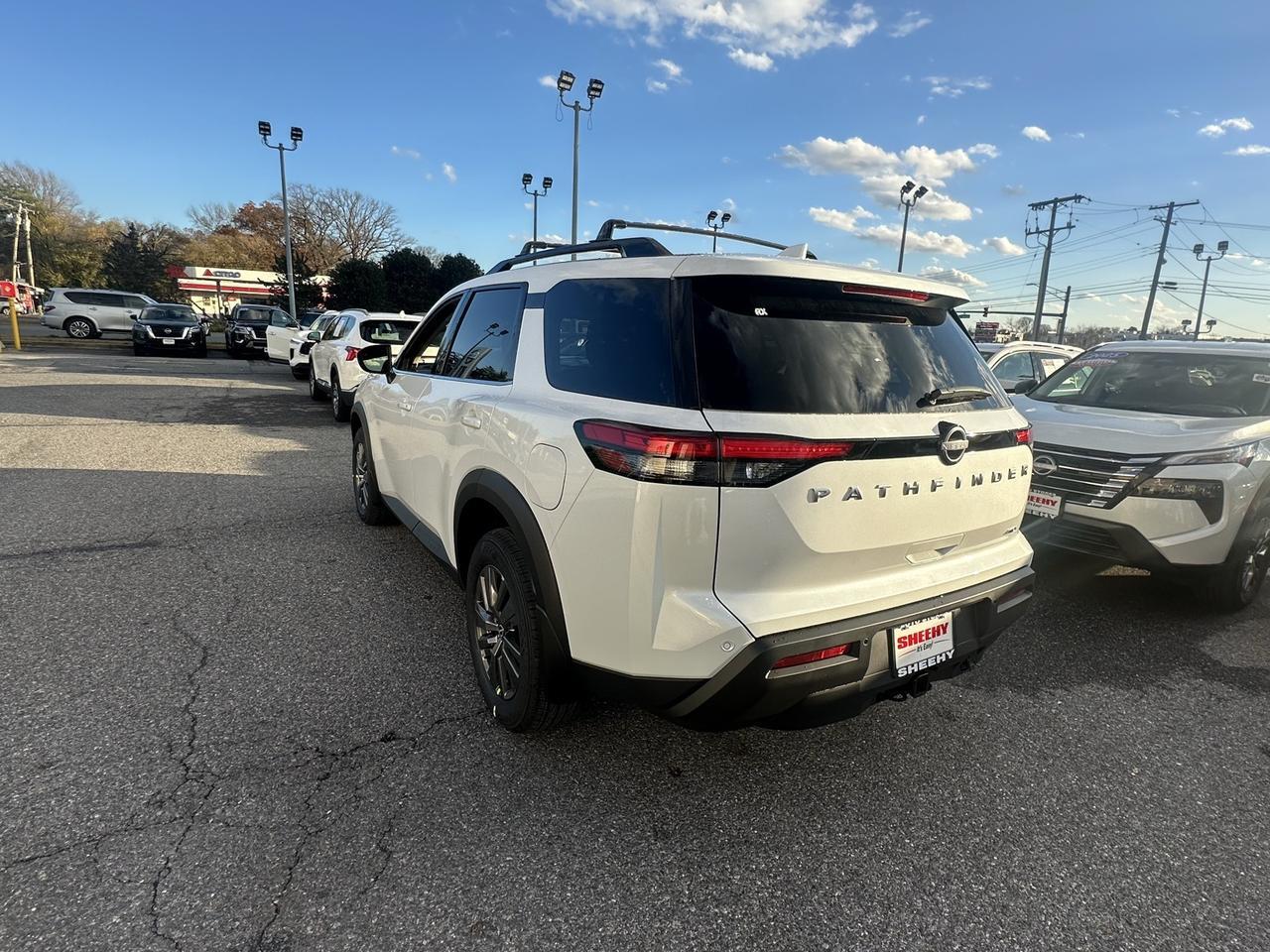 2025 Nissan Pathfinder SV Glen Burnie MD