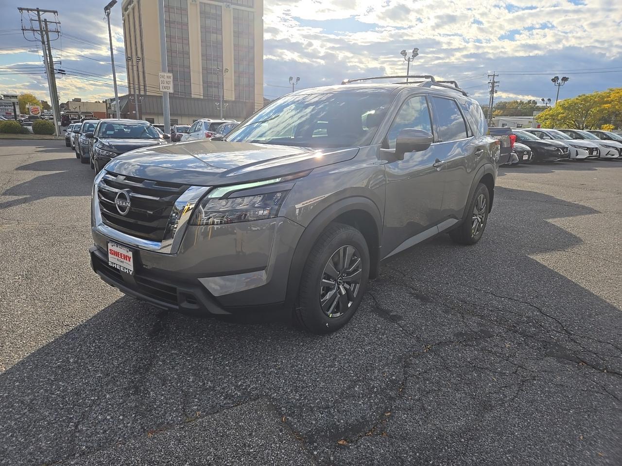 2025 Nissan Pathfinder SV Glen Burnie MD