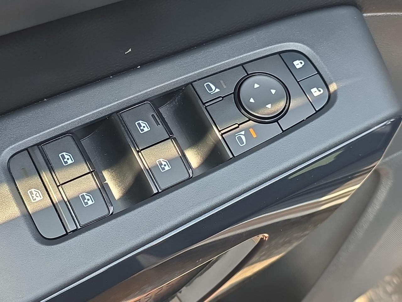2025 Nissan Pathfinder SV Glen Burnie MD